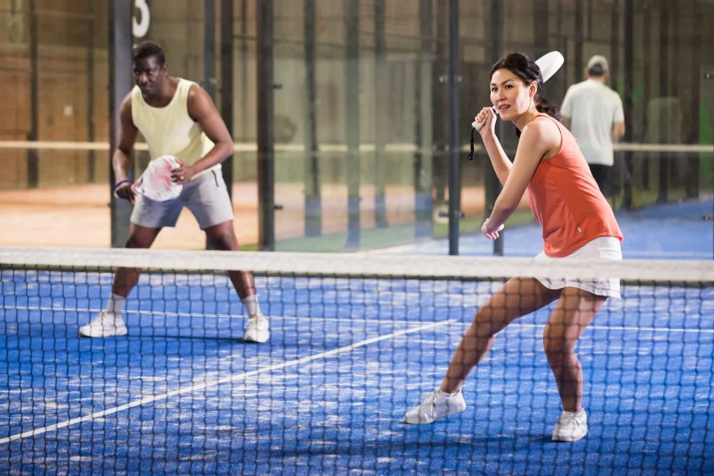 kontrol net dalam permainan padel kompetitif tingkat lanjut