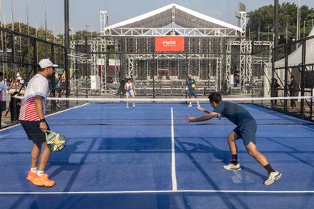 membaca bahasa tubuh lawan dalam pertandingan padel