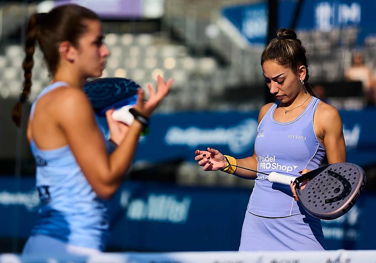 Bea Caldera dan Carmen Goenaga pasangan padel profesional 2026
